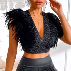 V neck black feather crop top